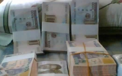 Naira set to devalue as market trading begins