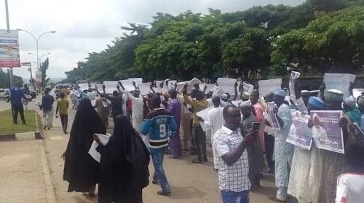 Tension in Abuja as Shiites take over streets