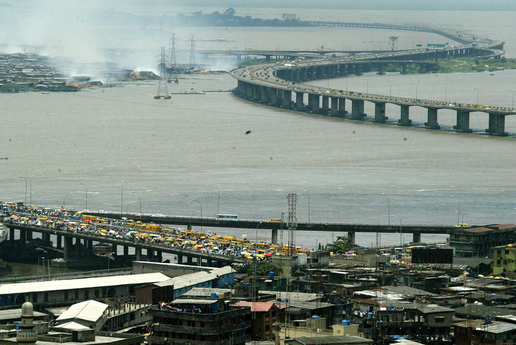 Police arrest man suspected of Lagos bridge bomb plot